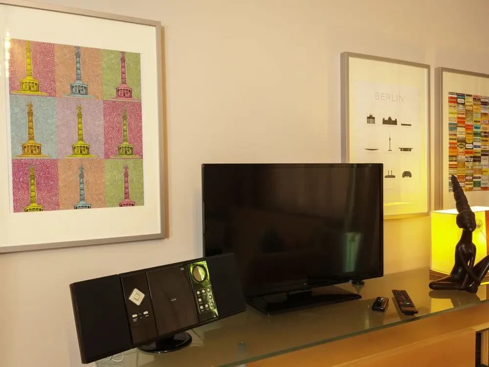Apartment with balcony in one of the most beautiful districts of Berlin - photo 4