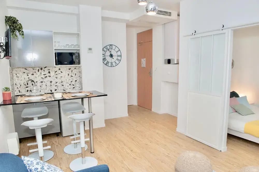 Cosy Flat in Paris Saint-Lazare Opéra - photo 2