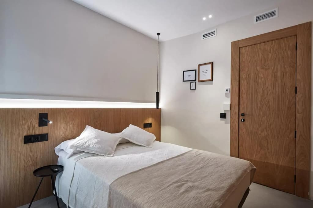 Ella Hostel Ramblas - photo 40