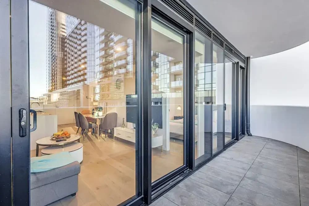 StayAU Apartment BoxHill FREE Parking - photo 7