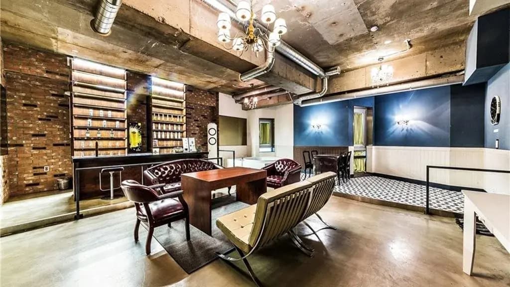 648 Hotel - photo 2