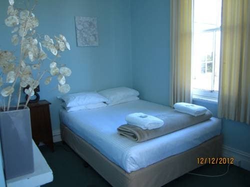 The Cecil Guesthouse - photo 14