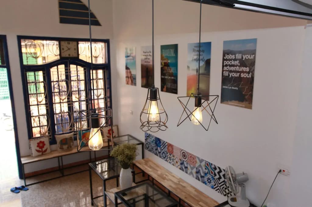 Rosemary Hostel Ha Long - photo 4