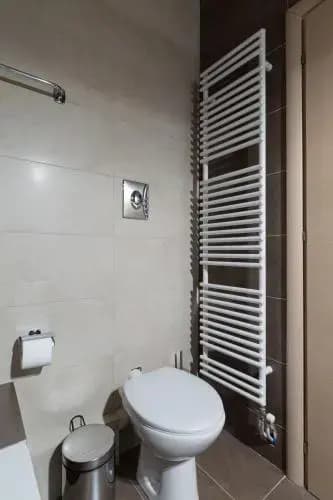 Stylish and Spacious 2BD - Thiseio by UPSTREET - photo 10