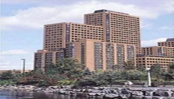 Pranee Building - main photo