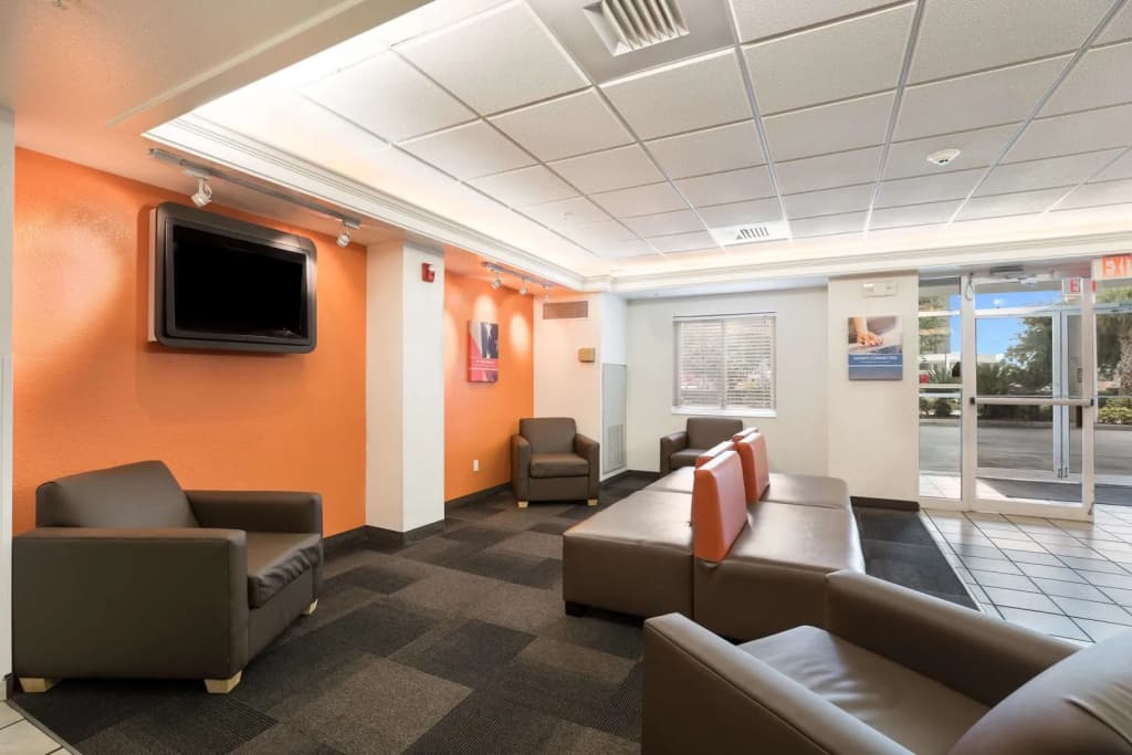 Motel 6 Orlando, FL - International Dr - photo 14