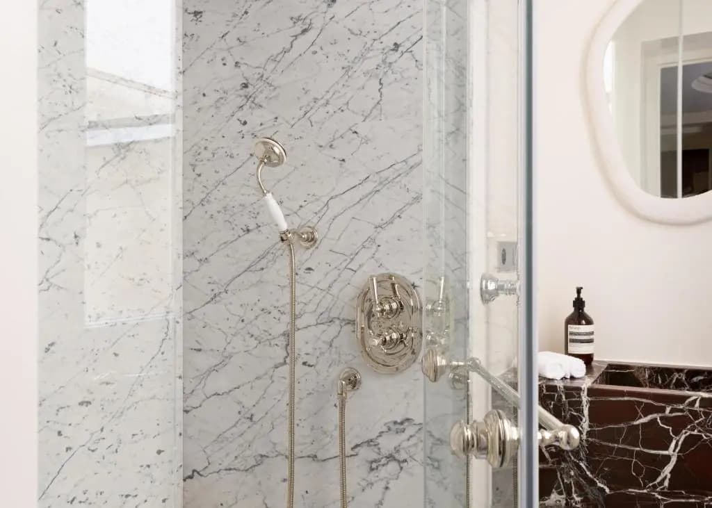 HIGHSTAY - Luxury Serviced Apartments - Place des Victoires - photo 9