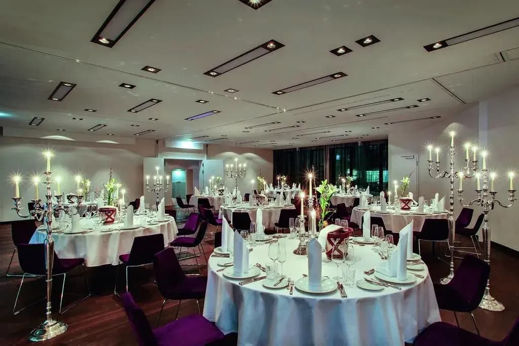 Hotel Zoo Berlin - photo 27
