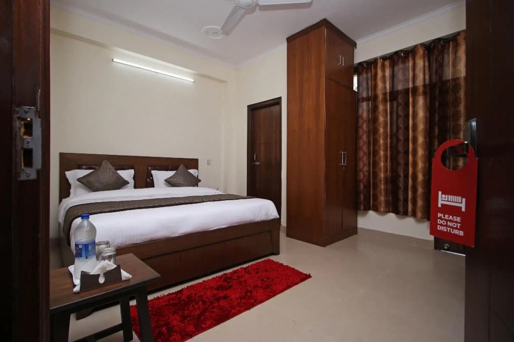 OYO 9273 Surya Palace - photo 21