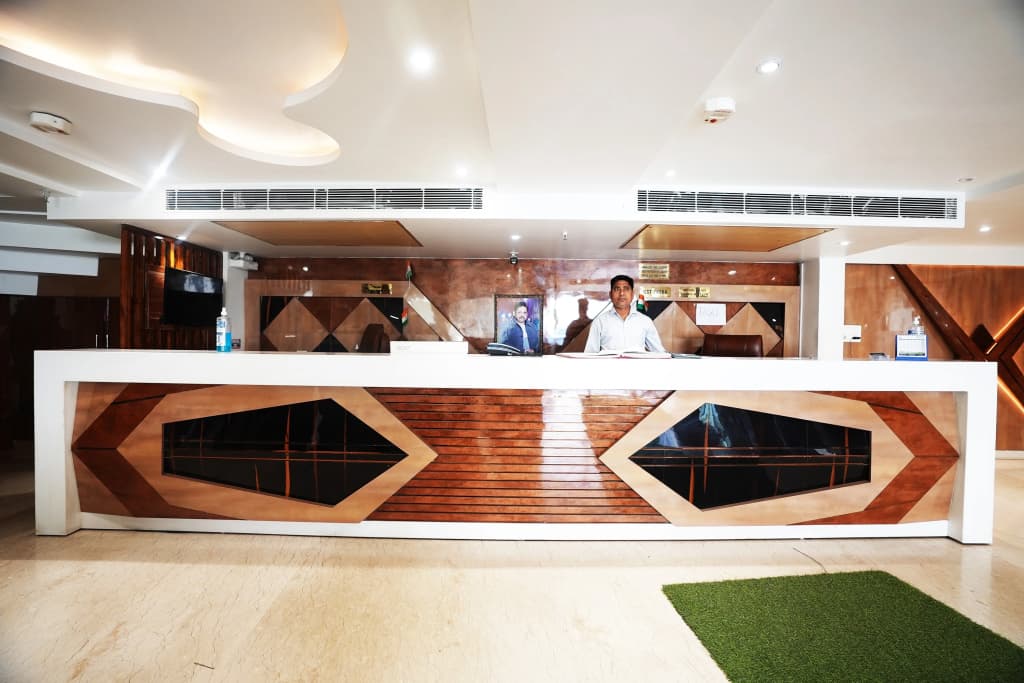 Hotel Aman Imperial - photo 11