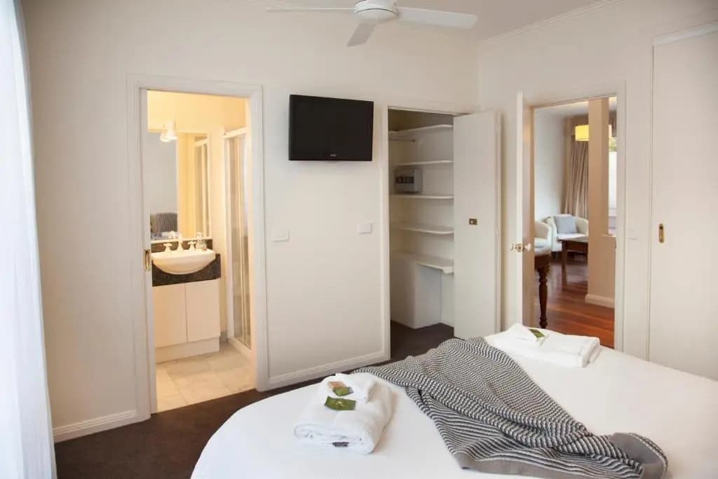 Brighton House - photo 1