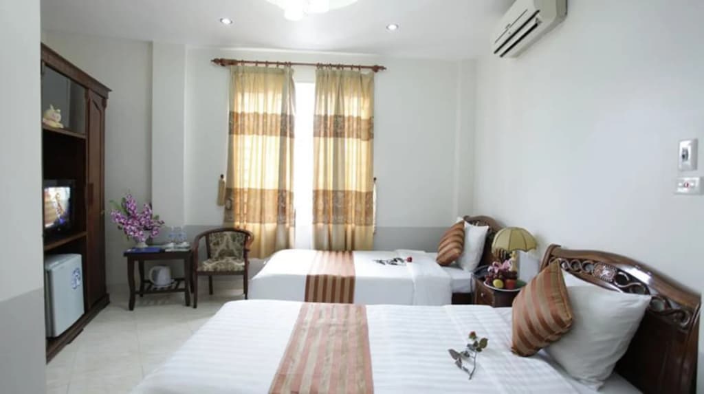Camellia 5 Hotel - photo 4