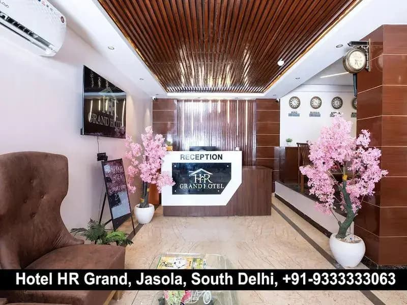 HR Grand Hotel - photo 35