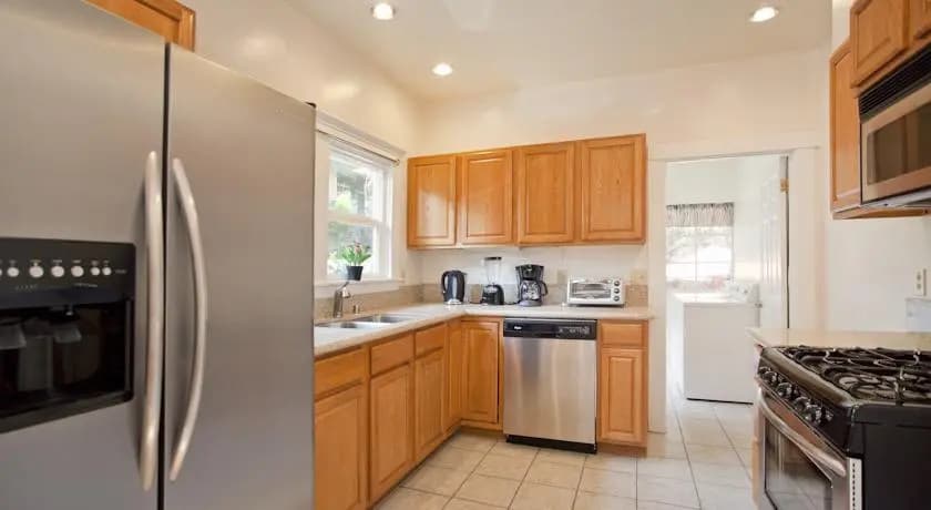 Hollywood Beachwood Retreat by LuxPads - photo 8