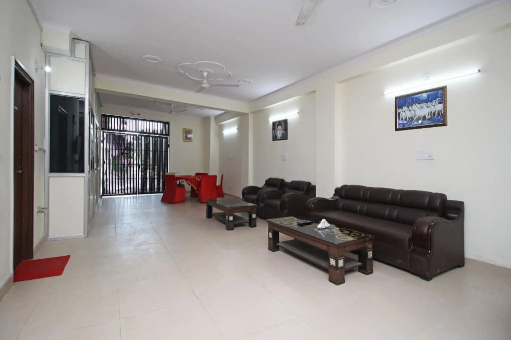 OYO 9273 Surya Palace - photo 22