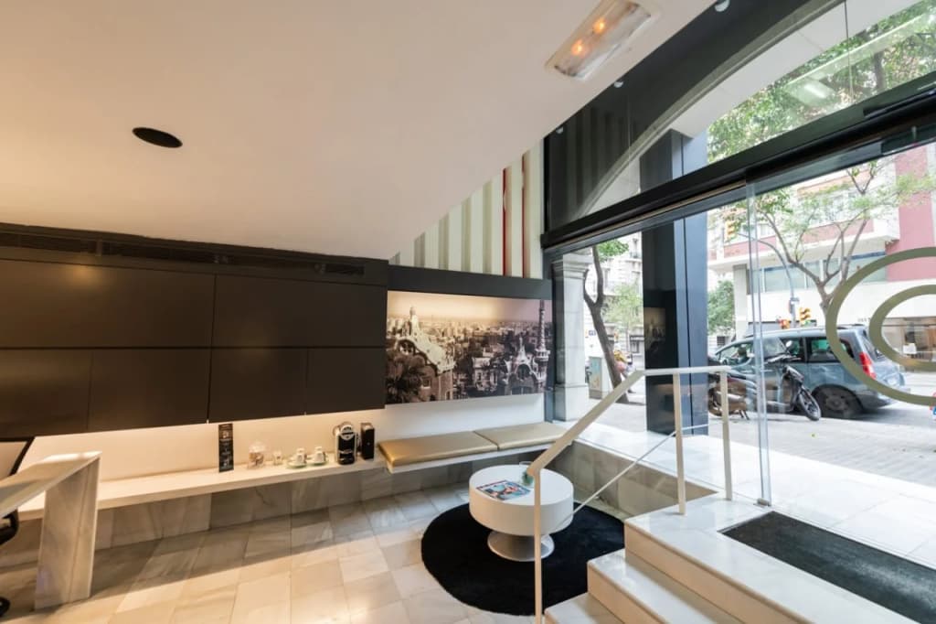 Atenea Rekord Suites Barcelona - photo 2