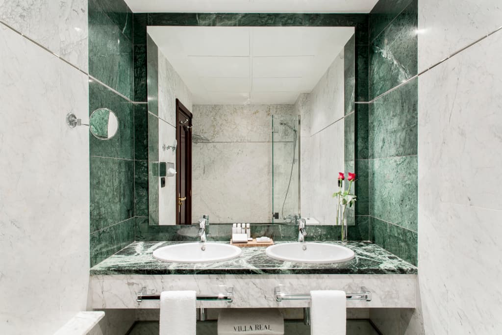 The Hotel Villa Real - photo 9