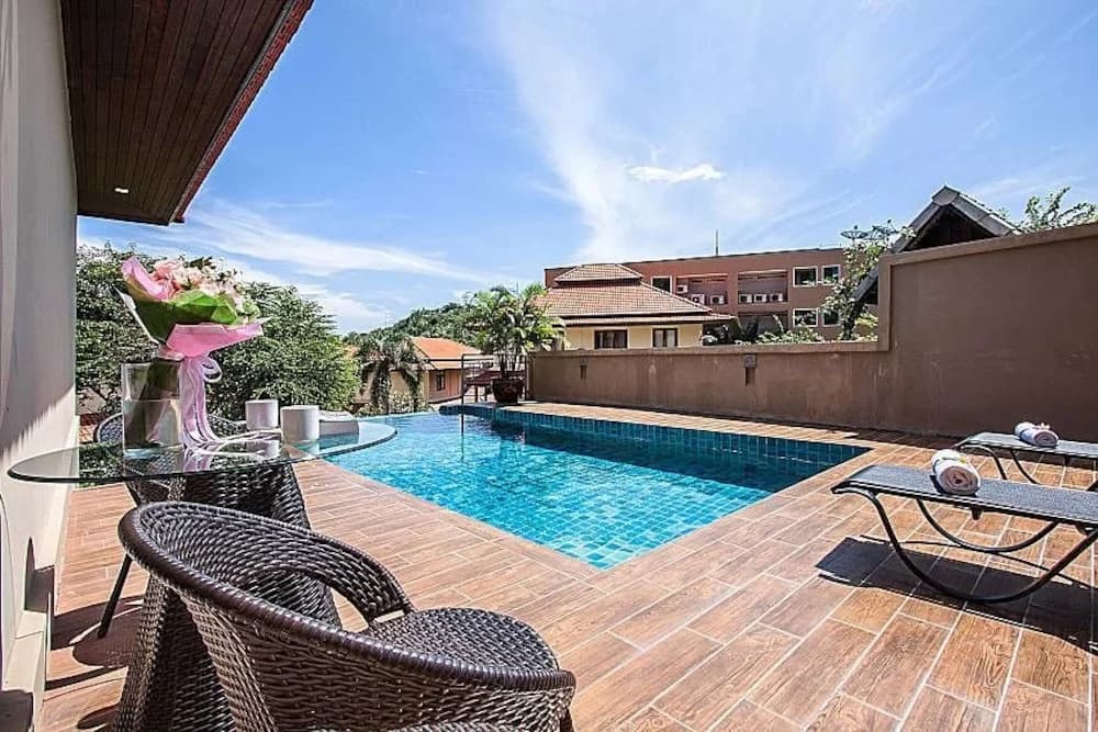 Ban Talay Khaw O12 - 4 Bedrooms - photo 11