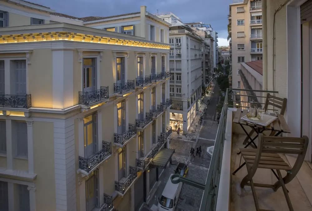 Downtown, classic apartment in Syntagma by GHH - photo 12