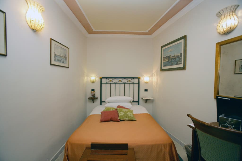 Hotel Domus Florentiae - photo 35