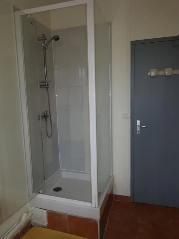Au Royal Mad Hotel - photo 24