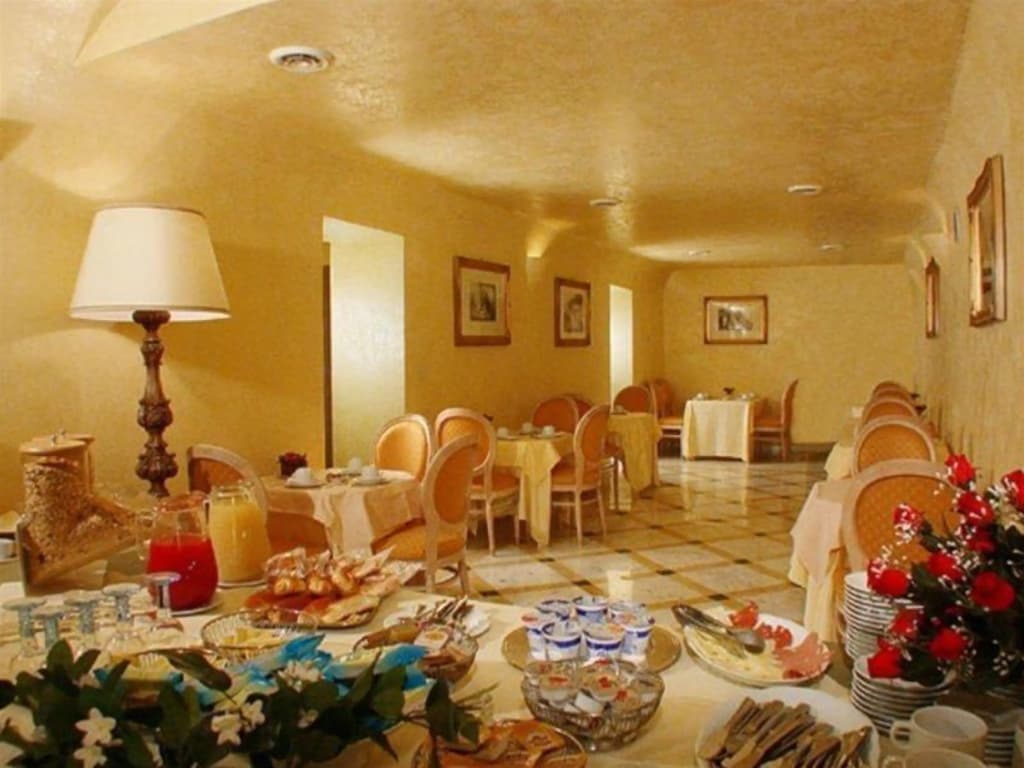 Hotel Champagne Garden - photo 17