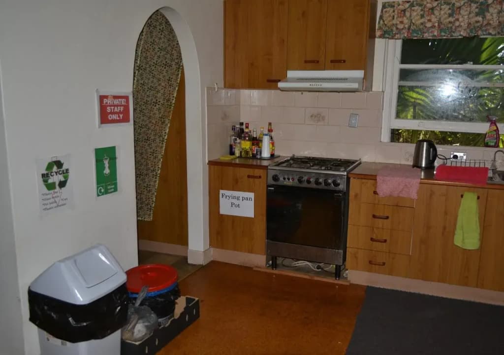 Hakata Inn Guest House - photo 18