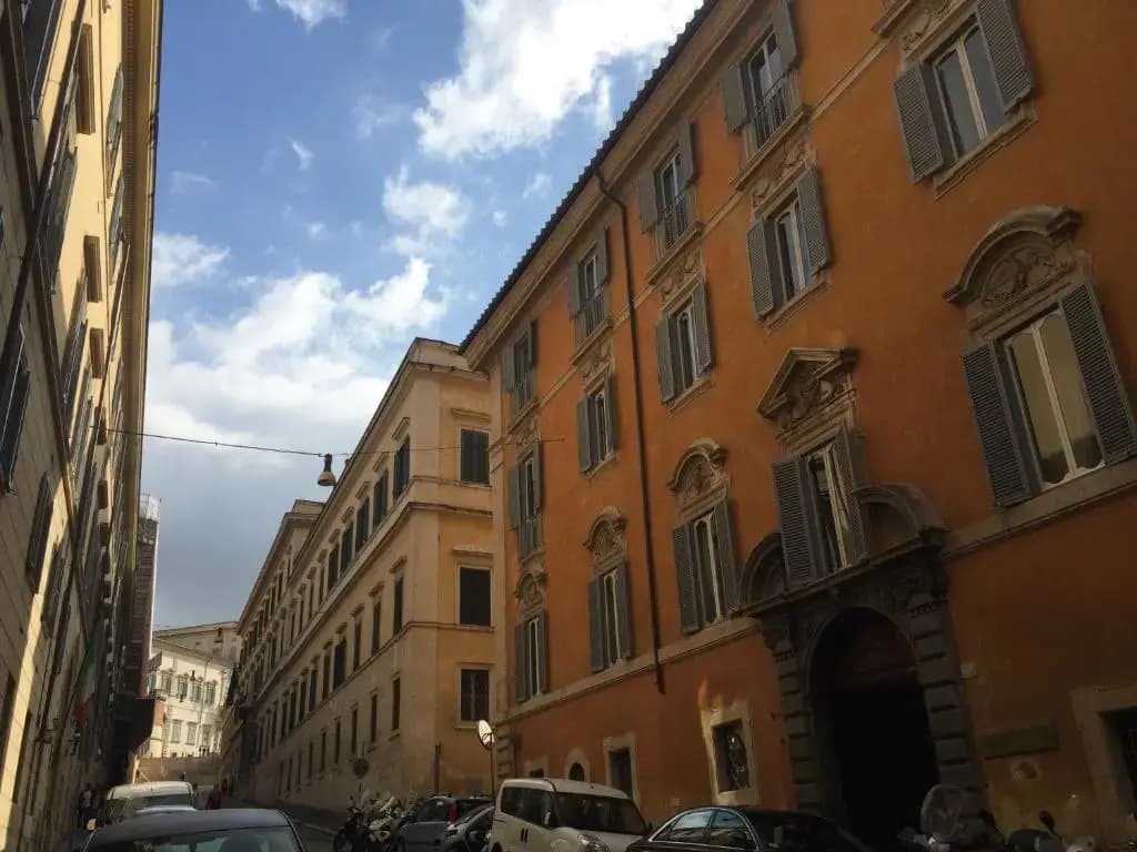 47LuxurySuites - Trevi - main photo