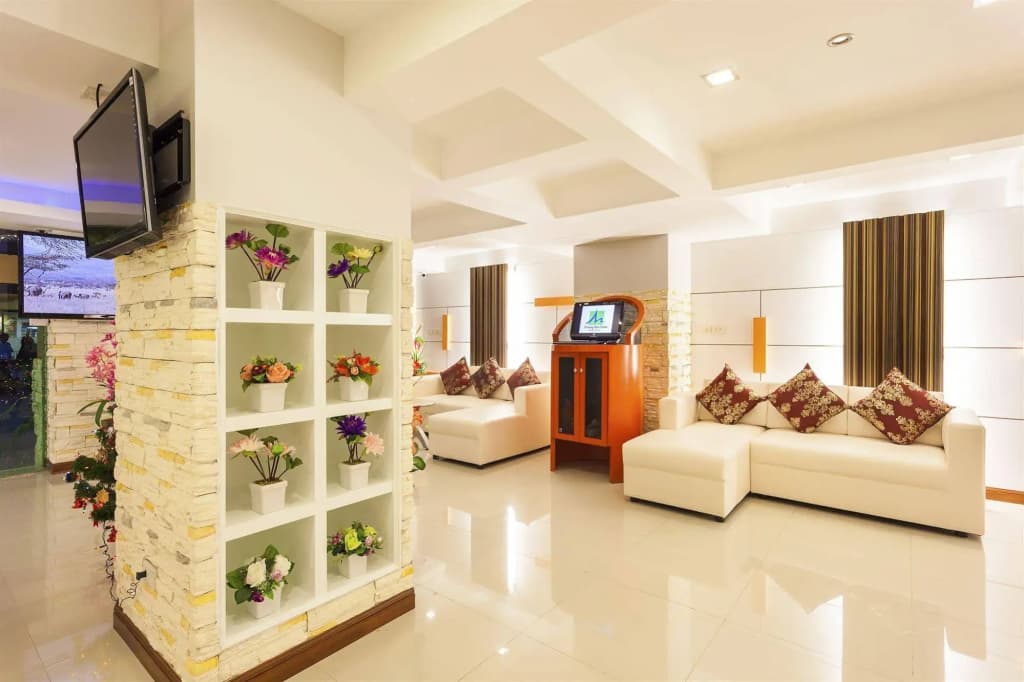 Patong Max Value Hotel - photo 3