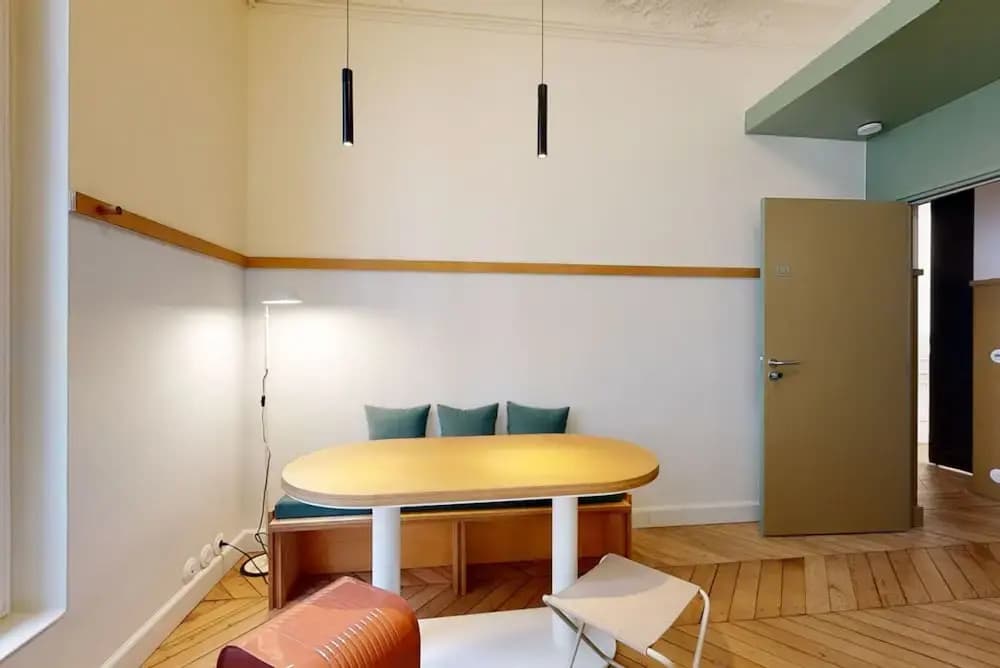 Altido Pleasant 1-bed Flat w Shared Courtyard - photo 6