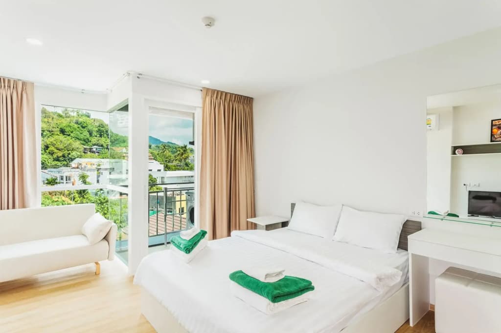 Condo in Kata in Ozone - Unit A606 - photo 5