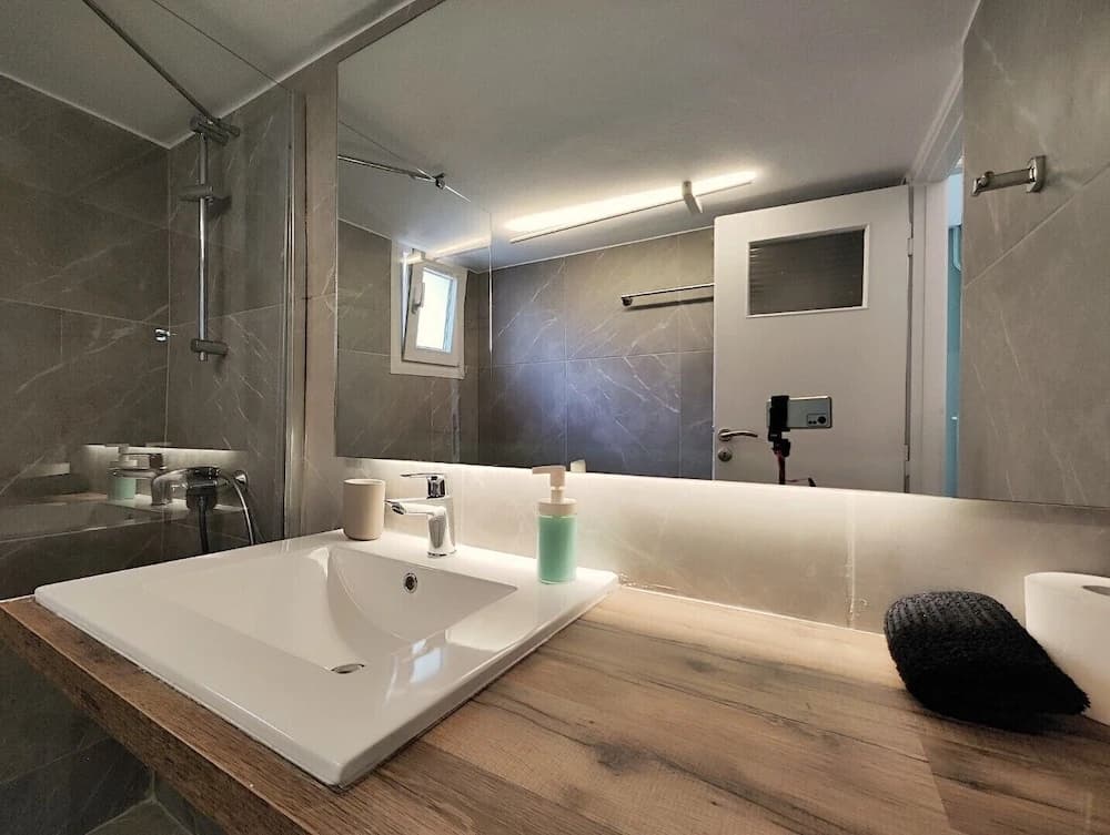 Veno Apartments Goudi - photo 7