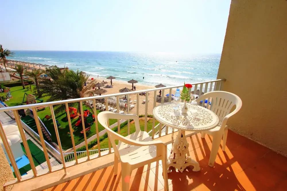 Beach Hotel Sharjah - photo 8