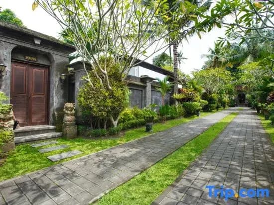 Ubud Raya Villa - photo 42