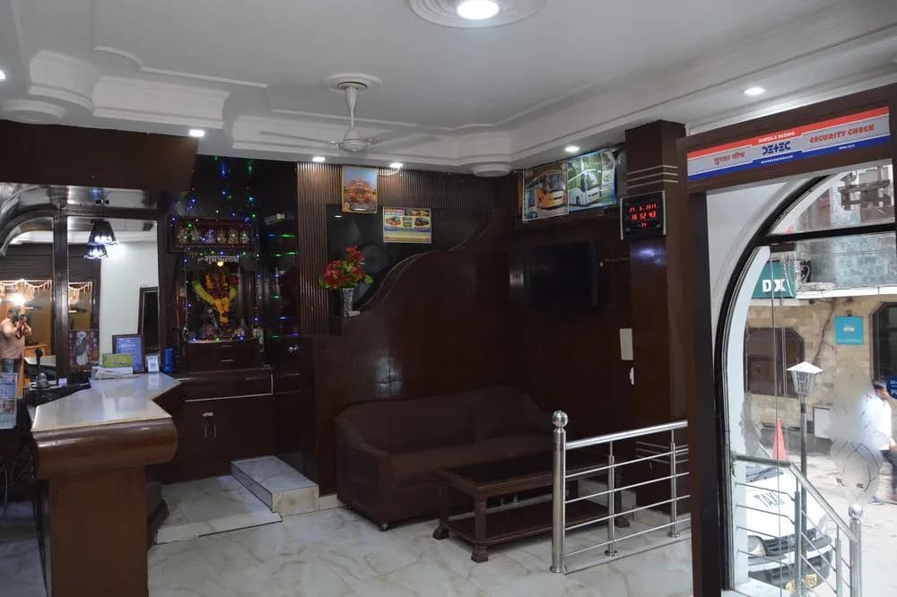 Hotel Yatri International G.H - photo 2