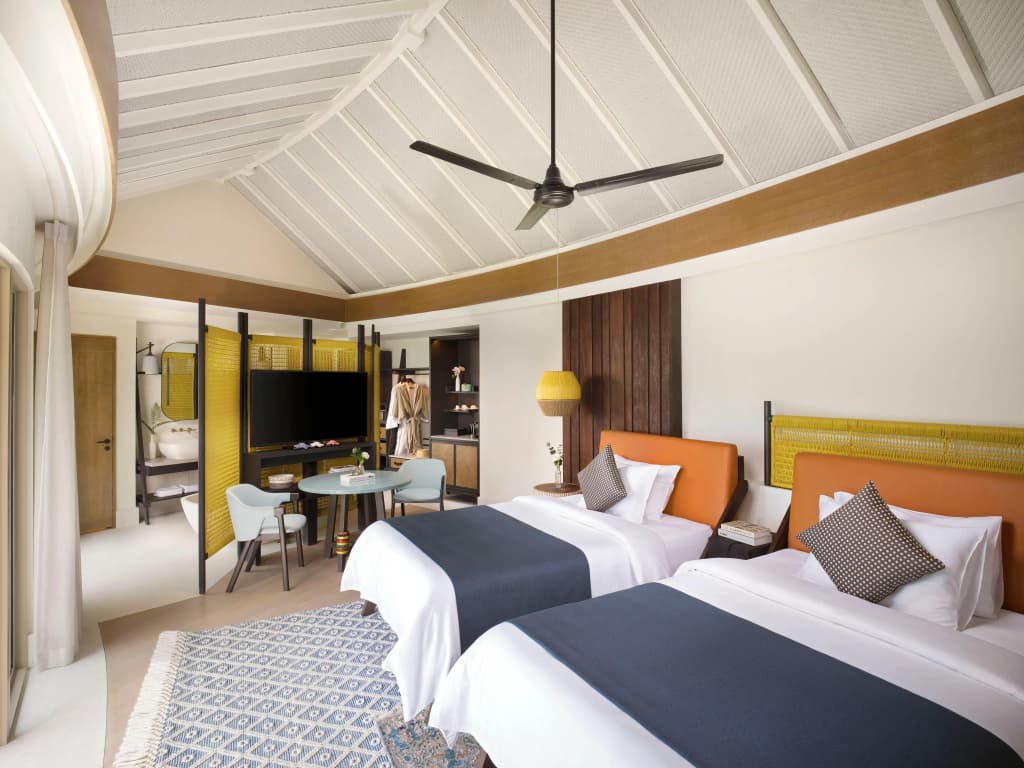 InterContinental Maldives Maamunagau Resort by IHG - photo 3