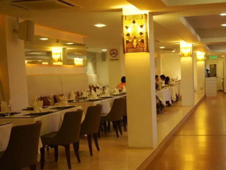 Kings Hotel - photo 22