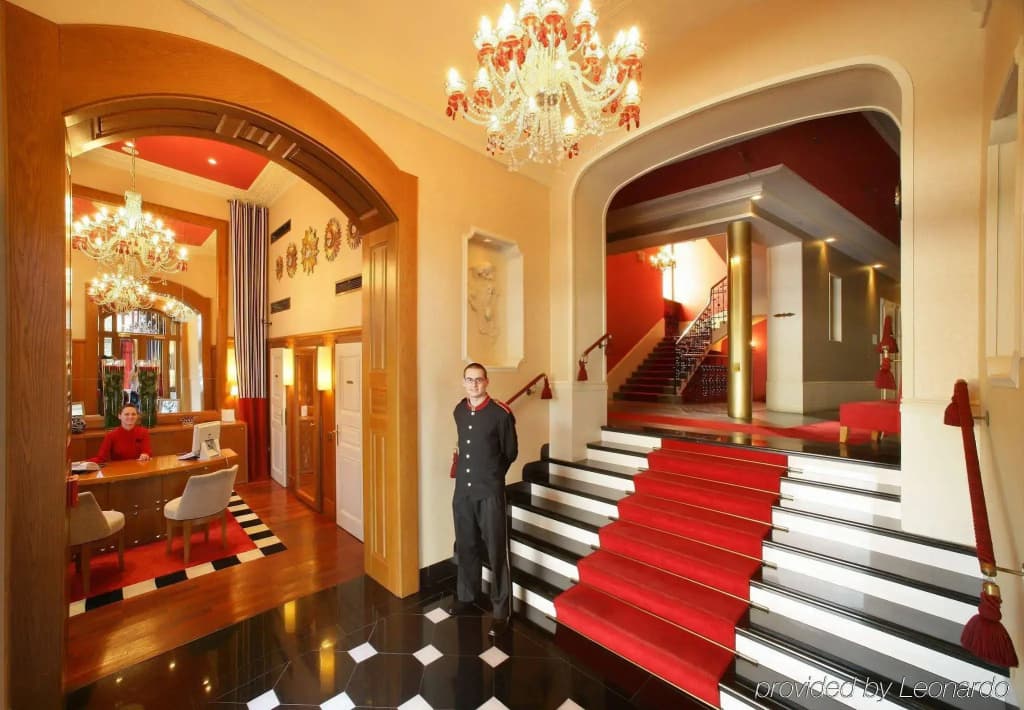 Mamaison Hotel Riverside Prague - photo 22