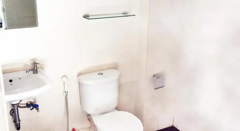 The State Apartment - photo 9