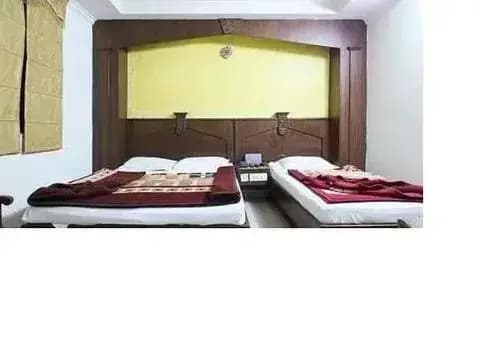 Ratan Deep Lodging House - photo 6