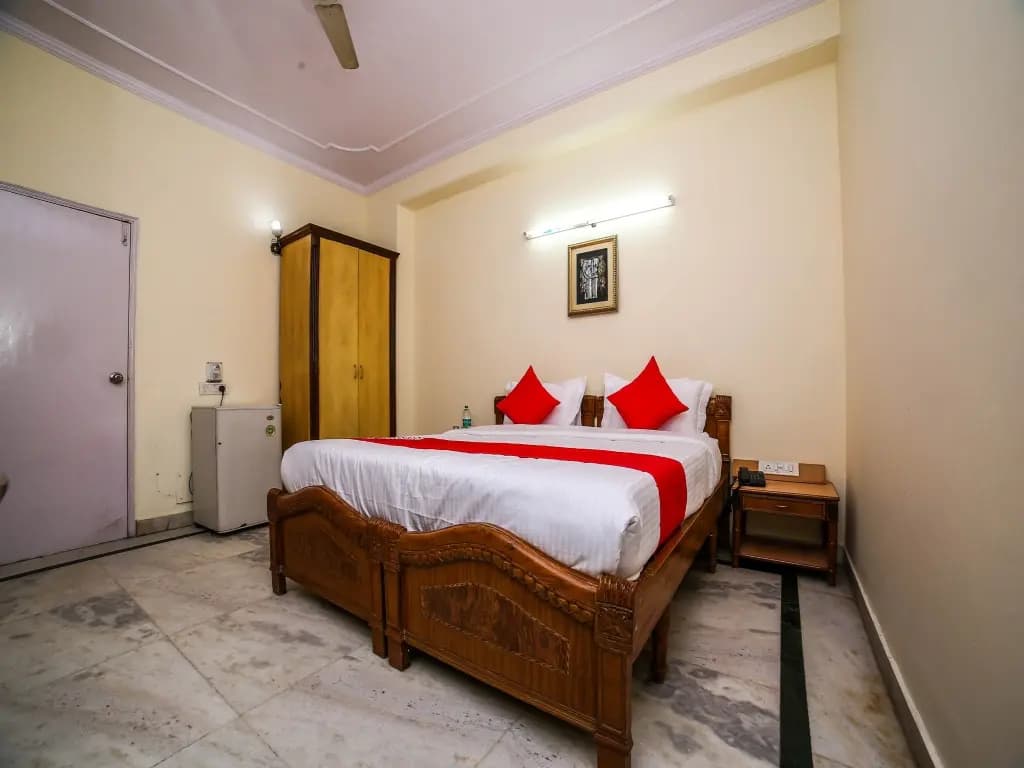 Royal Residency Hotel - photo 8