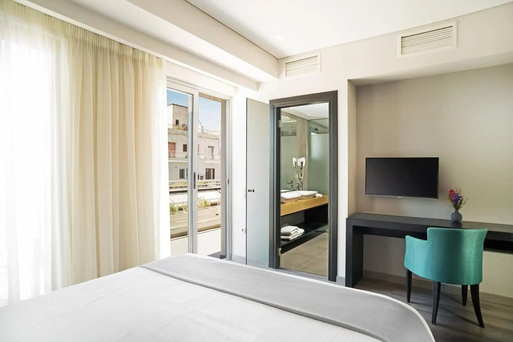 Lozenge Hotel - photo 6