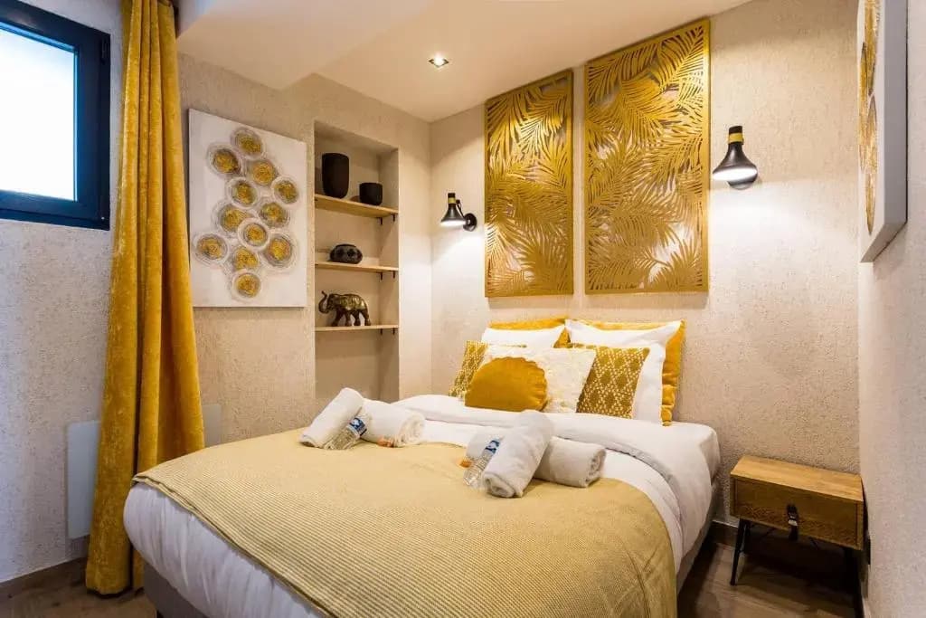 Home Suite Home Panthéon Port-Royal 2BR - photo 5