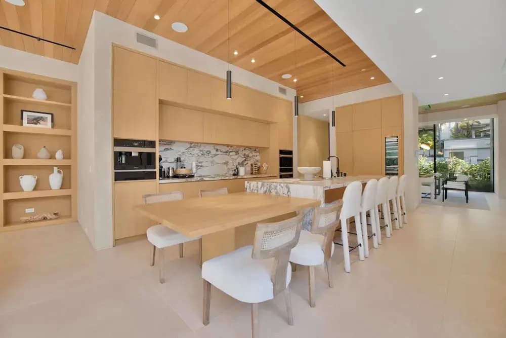 Hutton Villa - 5-bedroom Retreat in Iconic Beverly Hills Oasis - photo 19