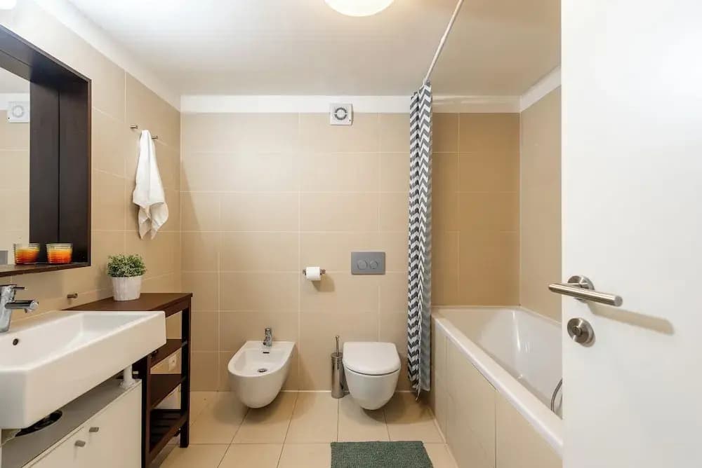Modern 3 bedrooms apartment with AC - photo 7