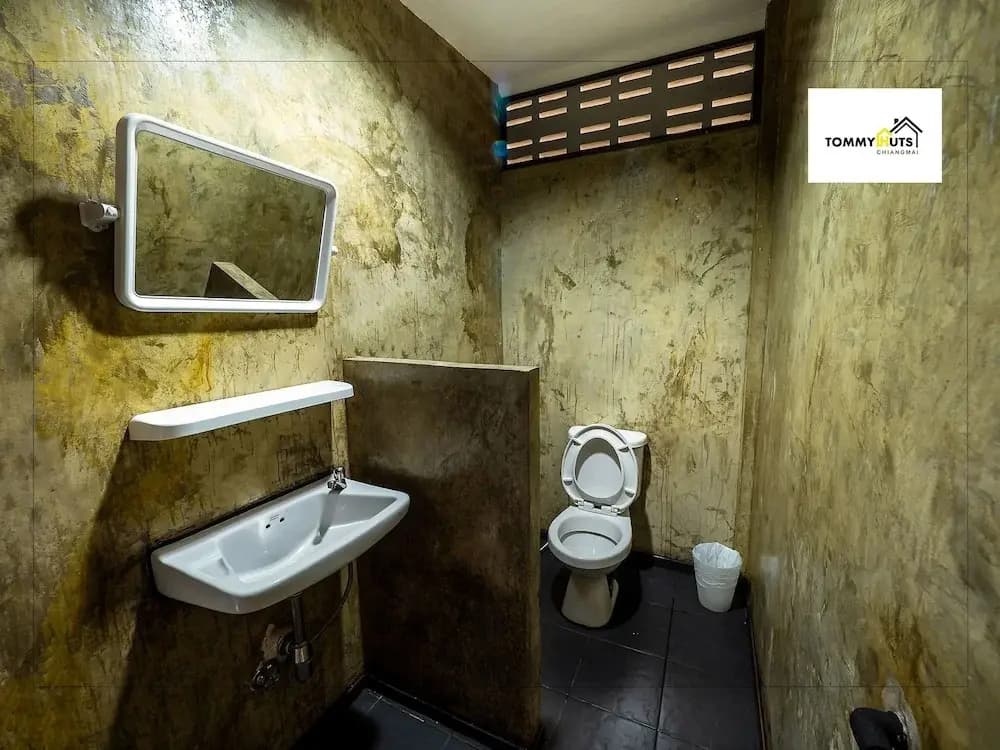 Tommy Huts Chiangmai - photo 9
