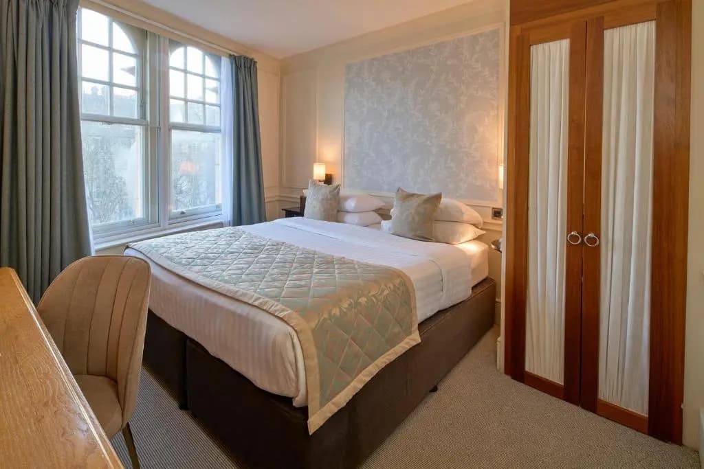 Sloane Square Hotel - photo 26