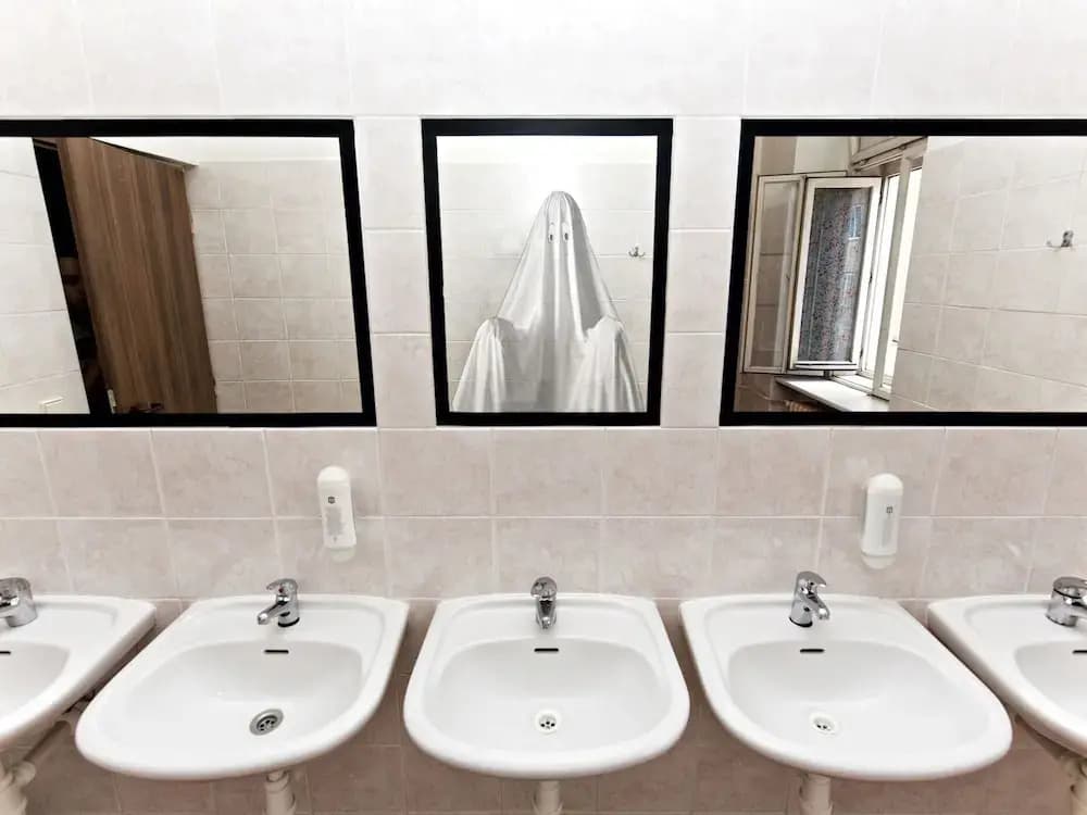 A Plus Hostel - photo 9