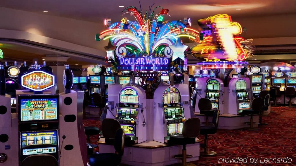 Harrah’s Las Vegas – A Caesars Rewards Destination - photo 25