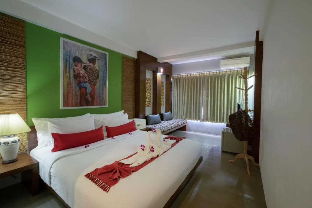 Villa Cha Cha Banglumphu - photo 6